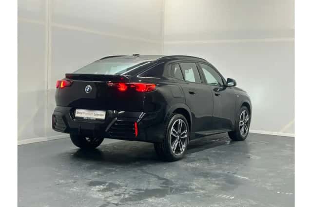 BMW X2 (2024) thumbnail 3