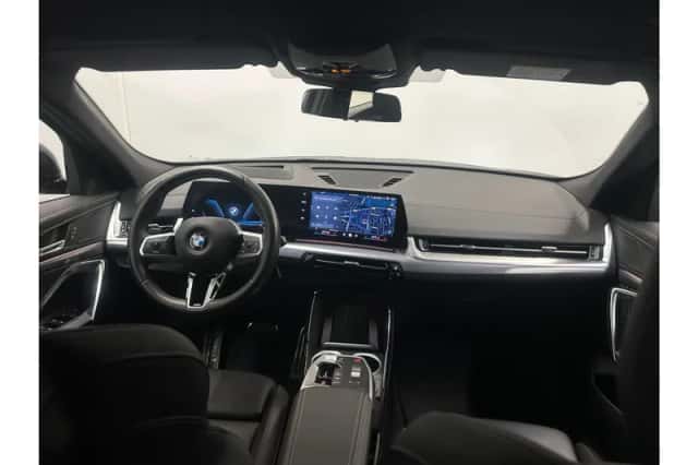 BMW X2 (2024) thumbnail 4