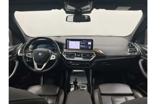 BMW X3 (2021) thumbnail 4