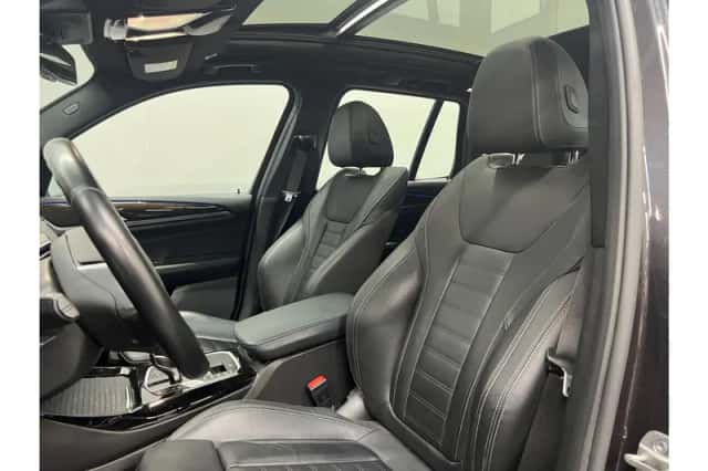 BMW X3 (2021) thumbnail 5
