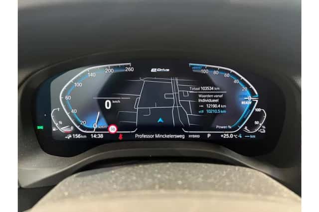 BMW X3 (2021) thumbnail 6