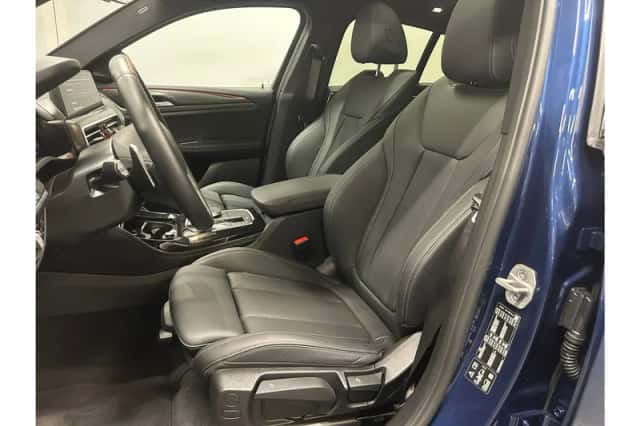 BMW X4 (2024) thumbnail 5