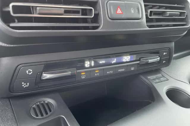 Citroën Berlingo (2023) thumbnail 18