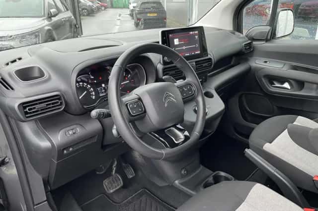 Citroën Berlingo (2023) thumbnail 5