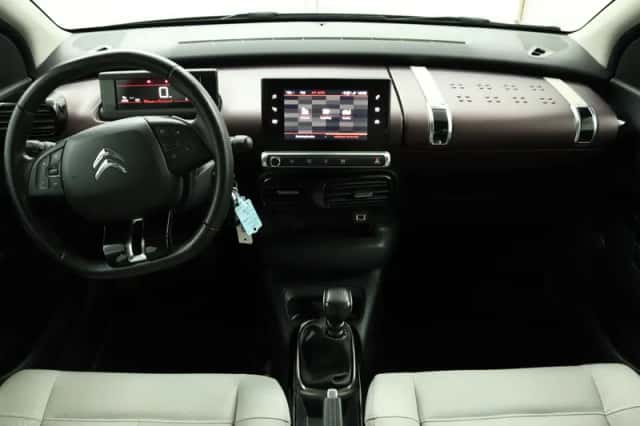 Citroën C4 Cactus (2018) thumbnail 4