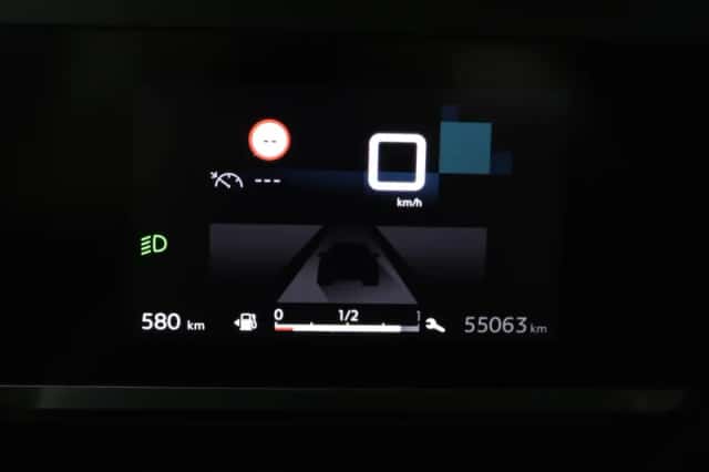 Citroën C4 (2023) thumbnail 5