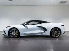 Corvette C8 (2025) thumbnail 5