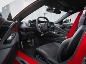 Corvette C8 (2025) thumbnail 18