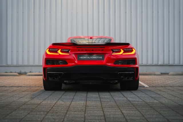 Corvette C8 (2025) thumbnail 4
