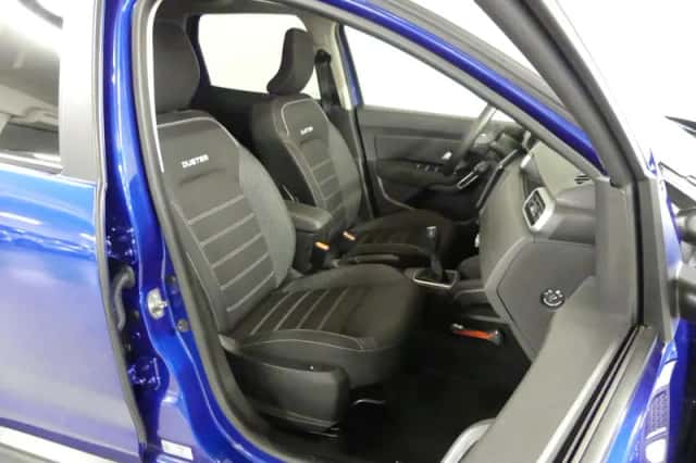Dacia Duster (2023) thumbnail 12