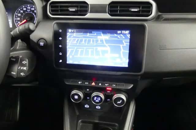 Dacia Duster (2023) thumbnail 19