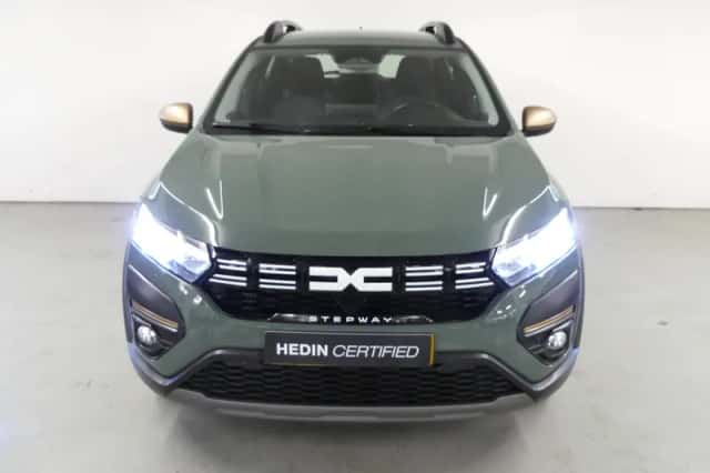 Dacia Sandero Stepway (2025) thumbnail 4