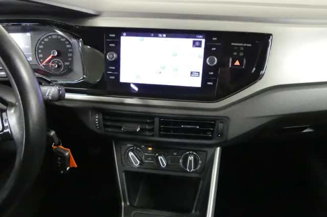 Volkswagen Polo (2019) thumbnail 19