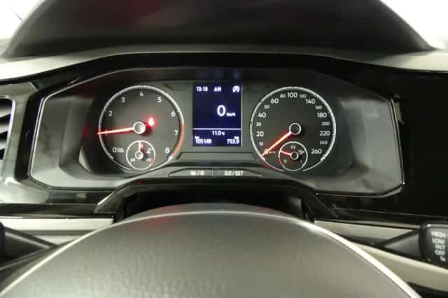 Volkswagen Polo (2019) thumbnail 23