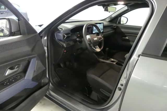 Dacia Duster (2025) thumbnail 13