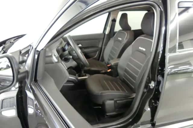 Dacia Duster (2024) thumbnail 11
