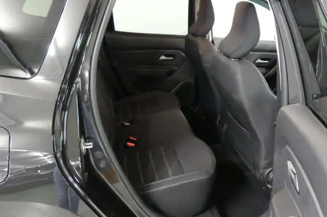 Dacia Duster (2024) thumbnail 16