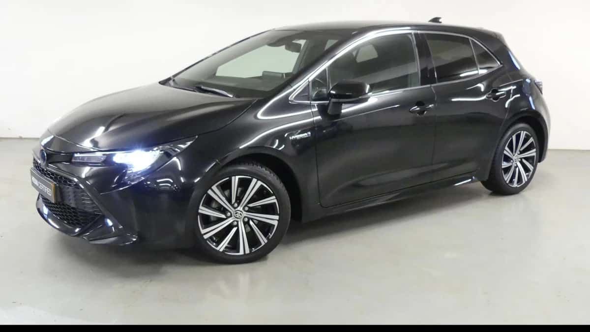 Toyota Corolla (2021) — foto 1