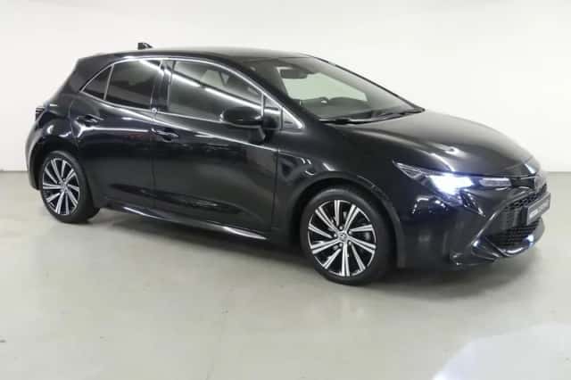 Toyota Corolla (2021) thumbnail 2