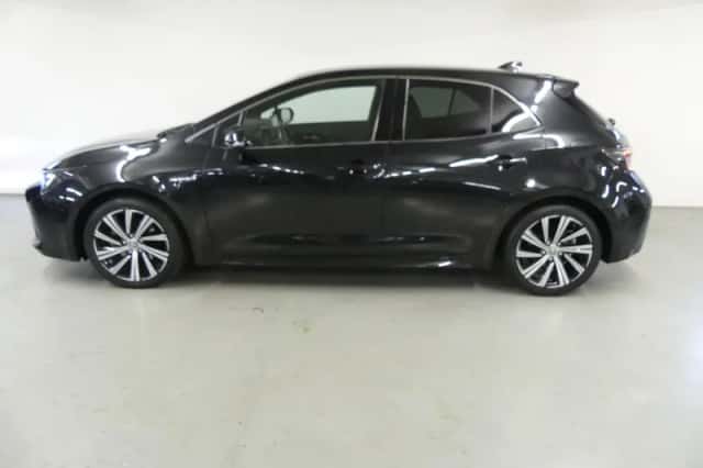 Toyota Corolla (2021) thumbnail 5