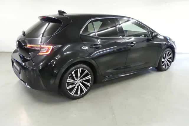 Toyota Corolla (2021) thumbnail 9