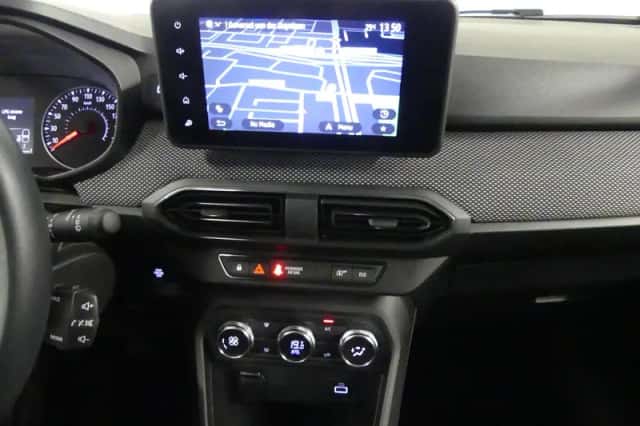 Dacia Sandero (2023) thumbnail 19