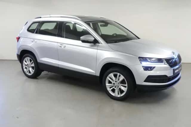 Škoda Karoq (2022) thumbnail 2
