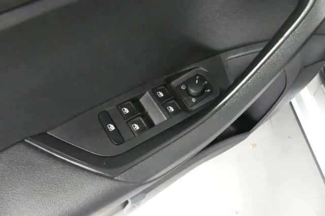 Škoda Karoq (2022) thumbnail 25