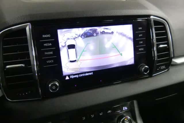 Škoda Karoq (2022) thumbnail 33