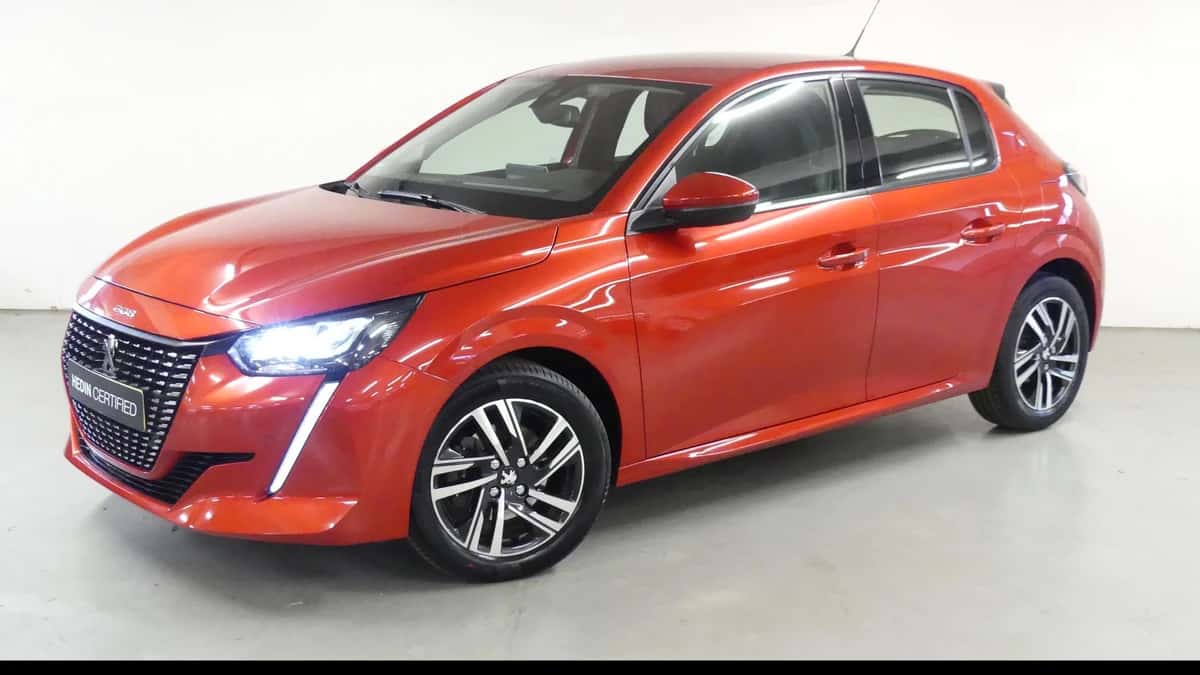 Peugeot 208 (2021) — foto 1
