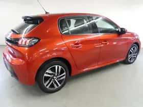 Peugeot 208 (2021) thumbnail 9