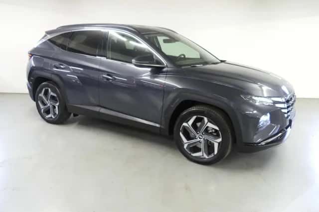 Hyundai Tucson (2023) thumbnail 2