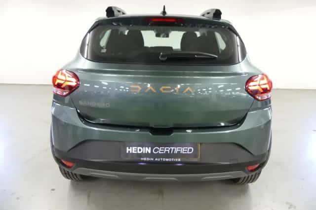 Dacia Sandero Stepway (2024) thumbnail 3