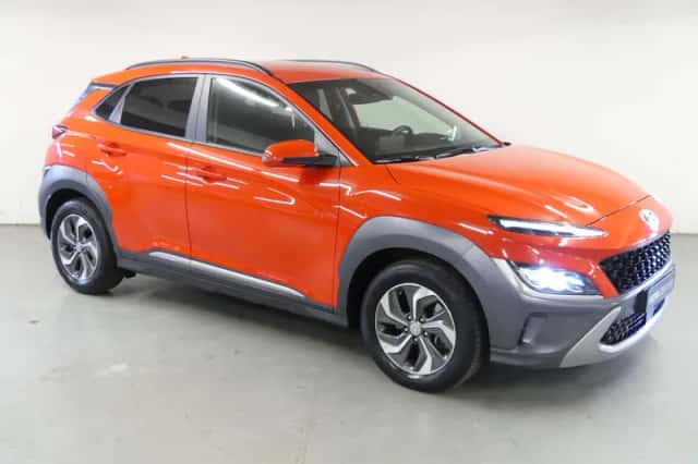 Hyundai Kona (2021) thumbnail 2