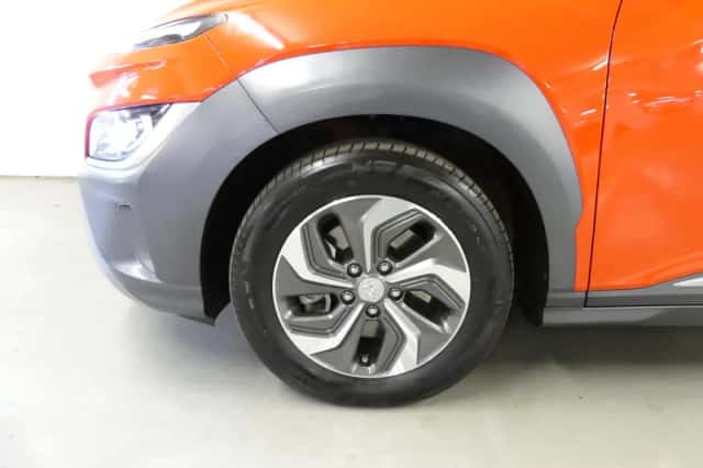 Hyundai Kona (2021) thumbnail 10