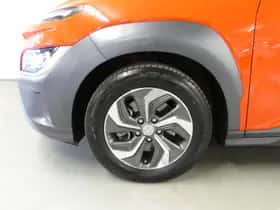 Hyundai Kona (2021) thumbnail 10