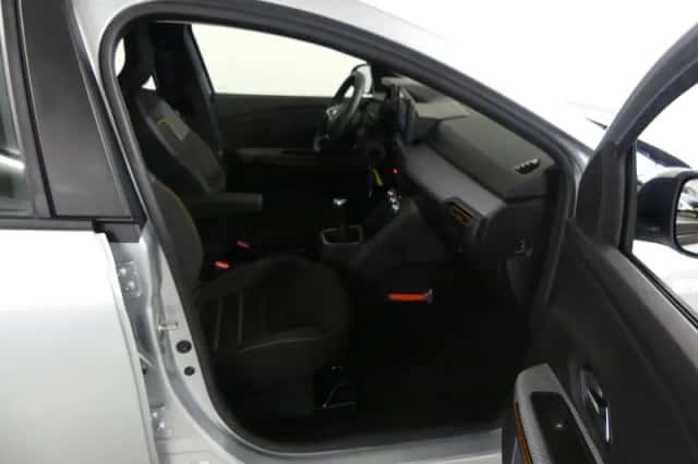 Dacia Sandero Stepway (2022) thumbnail 14