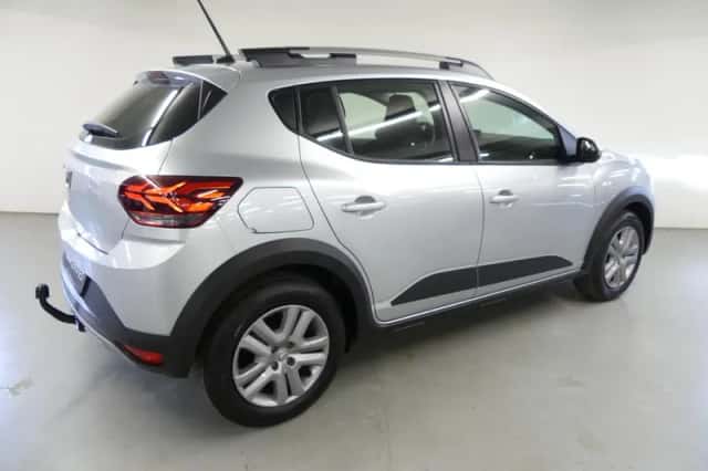 Dacia Sandero Stepway (2022) thumbnail 9