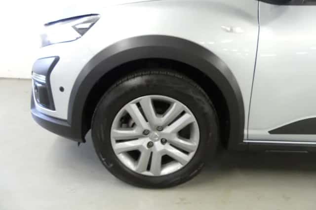 Dacia Sandero Stepway (2022) thumbnail 10
