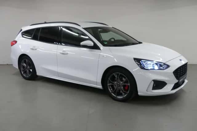 Ford Focus (2021) thumbnail 2
