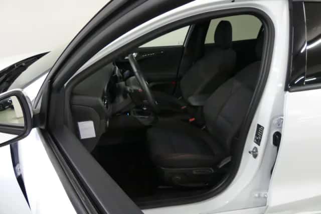 Ford Focus (2021) thumbnail 11