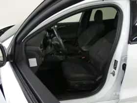 Ford Focus (2021) thumbnail 11