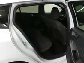 Ford Focus (2021) thumbnail 16