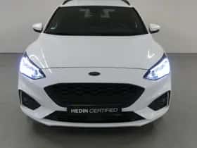 Ford Focus (2021) thumbnail 3
