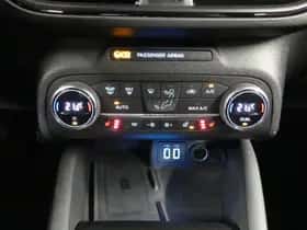 Ford Focus (2021) thumbnail 23