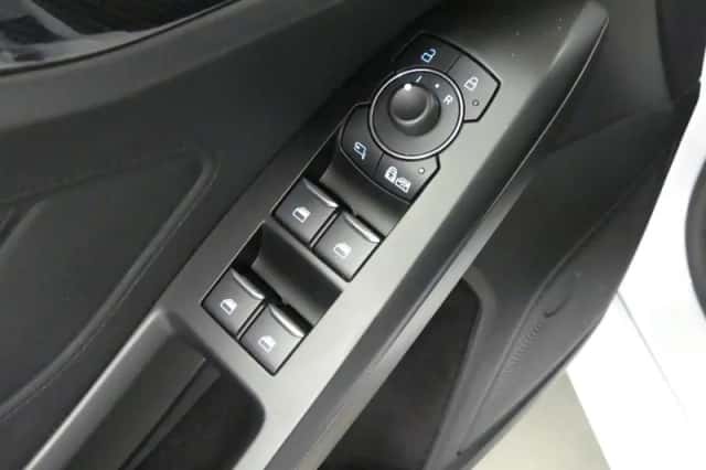 Ford Focus (2021) thumbnail 26
