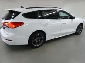 Ford Focus (2021) thumbnail 9