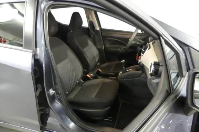 Nissan Micra (2022) thumbnail 12