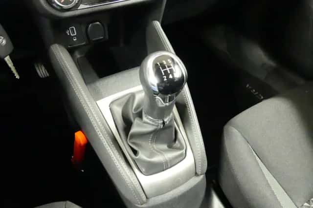 Nissan Micra (2022) thumbnail 25