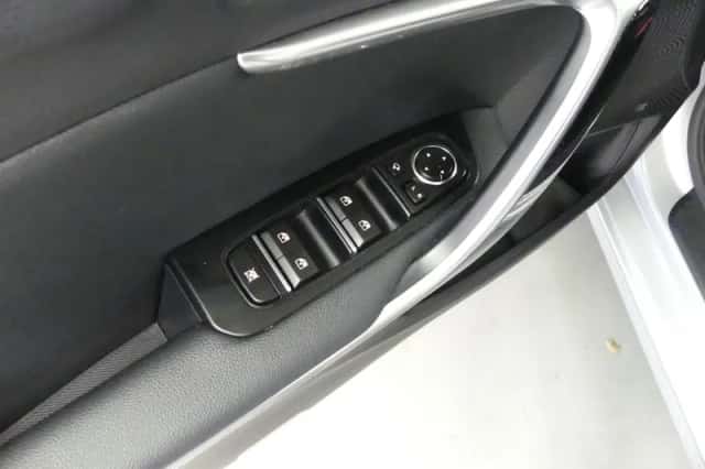 Kia Ceed Sportswagon (2024) thumbnail 29